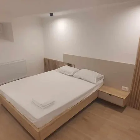 公寓 Urban Den 塞拉耶佛